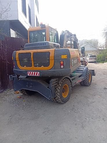 Экскаватор, Колесный