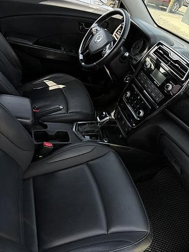 Транспорт: Ssangyong Tivoli: 2020 г., 1.6 л, Автомат, Дизель, Кроссовер — 9