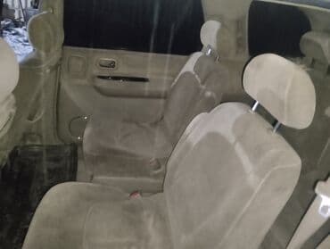 bid e2: Nissan : 2000 г., 3 л, Автомат, Бензин, Минивэн — 6