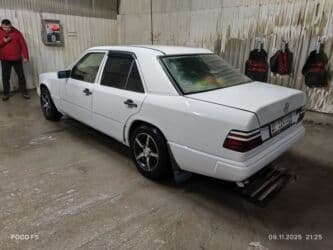 бу наборы ключей: Mercedes-Benz W124: 1989 г., 2 л, Автомат, Седан — 24