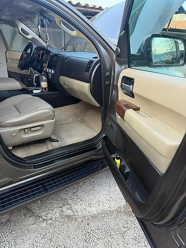 тайота секвей: Toyota Sequoia: 2008 г., 5.7 л, Типтроник, Бензин, Внедорожник — 4