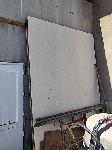 дверные обшивки: 4 штук размер 1.75на2.75 полго,стенага,чёрный потолкко жарайт 1500 — 3