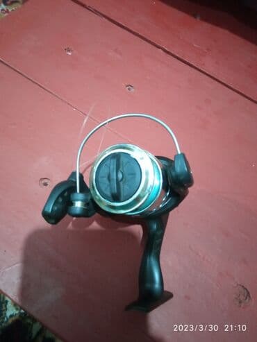 профессиональные музыкальные инструменты: Продаю.2000 сом — 2