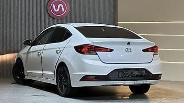 124 e500: Hyundai Elantra: 2018 г., 2 л, Бензин, Седан — 5