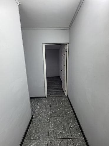 с ремонтом: 1 комната, 30 м², 104 серия, 1 этаж, Косметический ремонт — 5