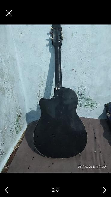 Пианино, фортепиано: Гитара сатылат состояниями орточо баасы 2700 — 2