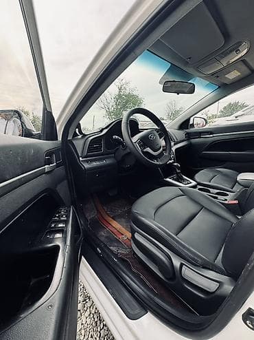 светодиодные лампа: Hyundai Elantra: 2020 г., 1.6 л, Автомат, Гибрид, Седан — 9