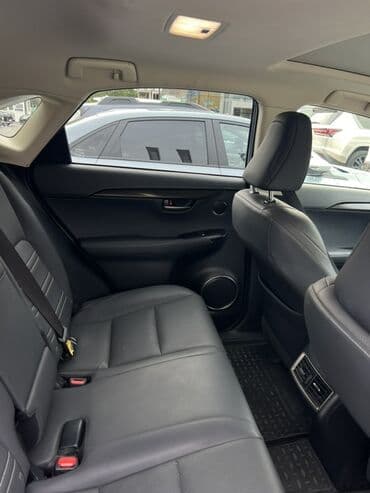 машина в рассрочку от хозяина: Lexus NX300 Год : 2020 КПП : автомат (6-ступка) Цвет : серый Опции  — 10