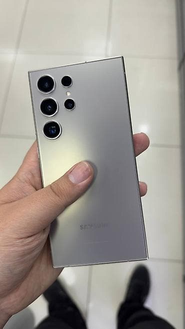 Samsung Galaxy S24 Ultra, Б/у, 256 ГБ, цвет - Серый, 1 SIM — 1