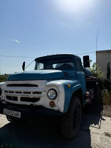 ЗИЛ : 4 л | 1991 г. 200 км Фургон