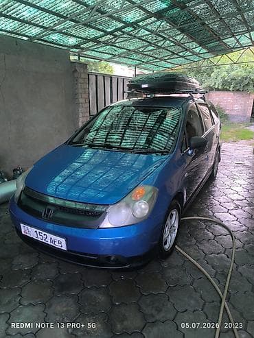 pod: Honda Stream: 2005 г., 2 л, Автомат, Минивэн — 1