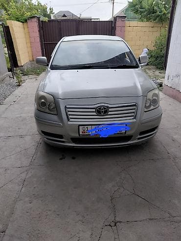раум raum: Toyota Avensis: 2004 г., Автомат, Газ, Седан — 1