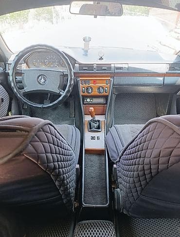 Mercedes-Benz W124: 1991 г., 2.3 л, Механика, Бензин, Универсал — 2