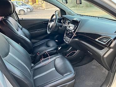 bmw е70: Chevrolet Spark: 2019 г., 0.1 л, Вариатор, Бензин, Хэтчбэк — 7