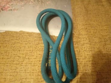 купить страйкбольный автомат калашникова бу: Скакалка спортивная ( художественная гимнастика на 4-5 лет. Есть — 2