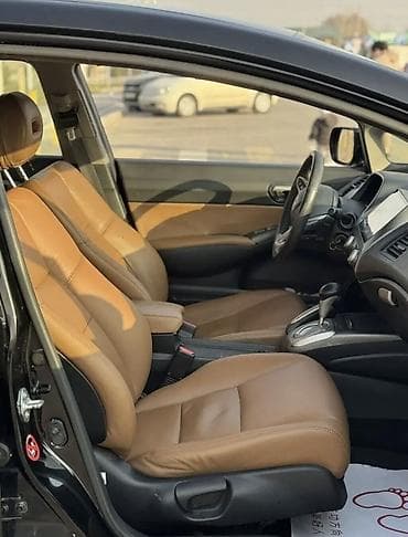Продажа авто: Honda Civic: 2010 г., 1.3 л, Автомат, Гибрид, Седан — 9