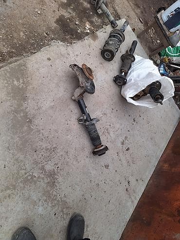 кпп гольф 4: Опорная подушка амортизатора Volkswagen 2011 г., Оригинал — 1