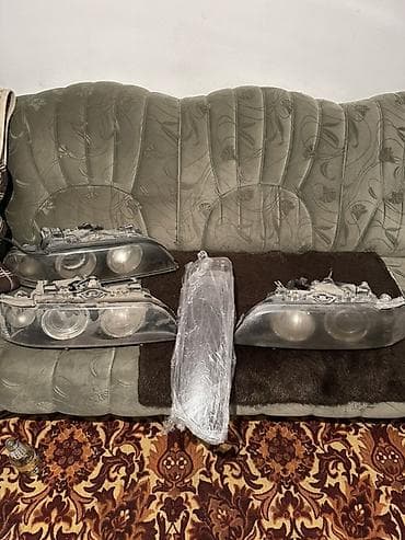 Комплект передних фар BMW