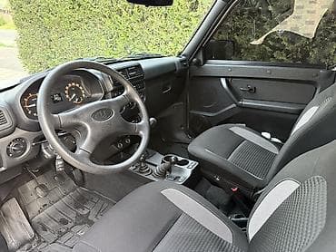 Унаа сатуу: ВАЗ (ЛАДА) 4x4 Niva: 2024 г., Кол менен иштөөчү, Бензин, Жол тандабас — 6