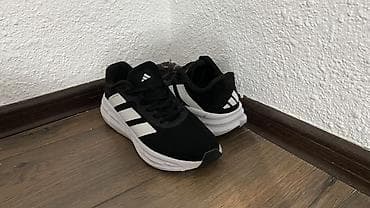 ош обув: Кроссовки для бега adidas Adistar (модель с фирменными тремя — 2