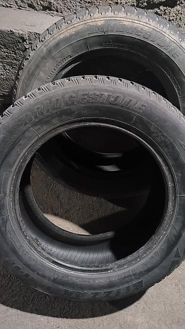 на тико: Шины 215 / 60 / R 16, Зима, Б/у, Комплект, Легковые, Bridgestone — 1