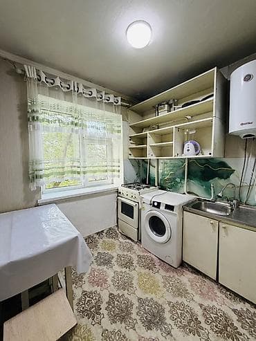 дом бишкек петровка: 3 бөлмө, Менчик ээси, Чогуу жашоосу жок, Толугу менен эмереги бар — 6