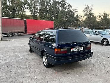 Унаа сатуу: Volkswagen Passat: 1990 г., 1.8 л, Кол менен иштөөчү, Универсал — 4