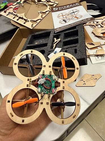 самолёт пульт управления: Конструктор-дрон с радиоуправлением (DIY набор) Под Заказ! 10-12 дней — 7