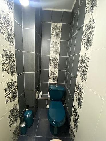 Коммерциялык мүлк: Сдается в аренду коммерческое помещение в центре на первой линии по ул — 8