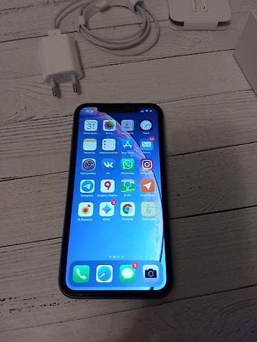 IPhone Xr, Б/у, 128 ГБ, Белый, Зарядное устройство, Чехол, 100 %