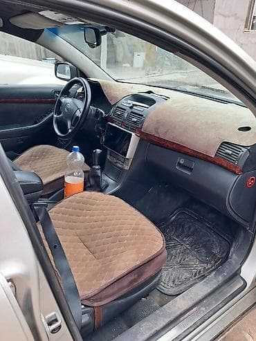старый муравей: Toyota Avensis: 2003 г., 1.8 л, Ручные, Бензин, Седан — 3