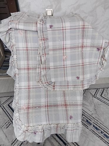 Покрывалы для двух спальных кроватей. Размер 250/250. Качество не at lalafo.kg Покрывалы для двух спальных кроватей. Размер 250/250. Качество не
