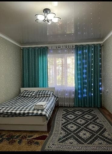 Уютная меблированная комната с отдельной кухней и санузлом. -