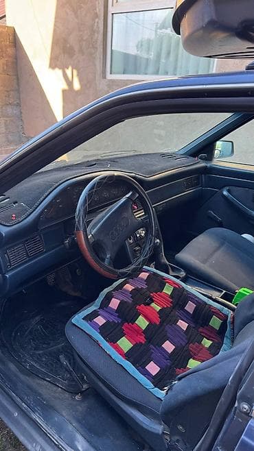 баетов: Audi 100: 1988 г., 2.6 л, Механика, Бензин, Седан — 2