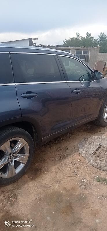 passat variant: Toyota Highlander: 2016 г., 3.5 л, Кроссовер — 3