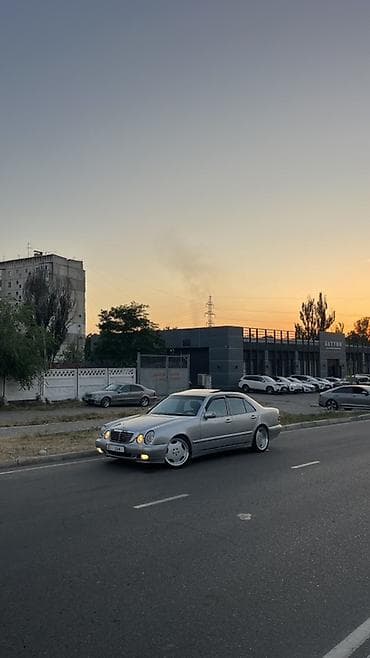 e500 124: Mercedes-Benz E-Class: 2001 г., Автомат, Бензин, Седан — 1
