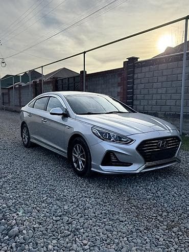 Hyundai Sonata: 2018 г., 2 л, Автомат, Газ, Седан at lalafo.kg Hyundai Sonata: 2018 г., 2 л, Автомат, Газ, Седан