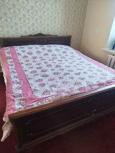 solutions elementary: Двуспальная кровать с изголовьем 180*200. - Классический деревянный — 2