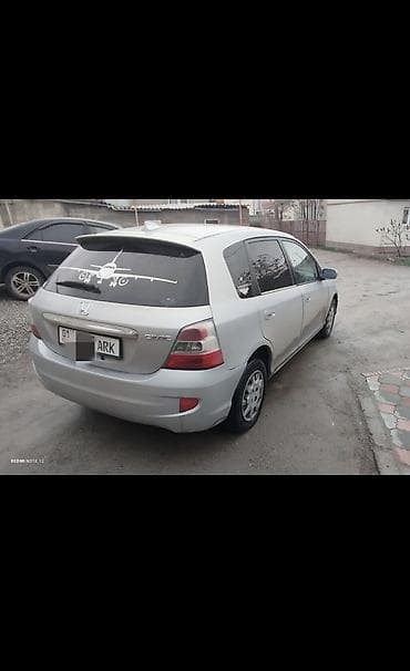 Honda Civic: 2002 г., 1.5 л, Автомат, Бензин, Хэтчбэк at lalafo.kg Honda Civic: 2002 г., 1.5 л, Автомат, Бензин, Хэтчбэк