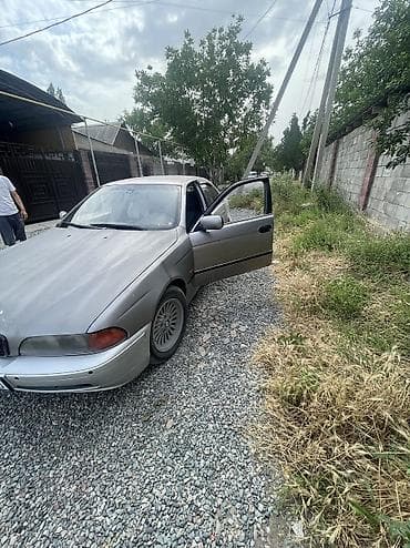 мерседес 124 2 2: BMW 5 series: 1996 г., 2.5 л, Кол менен иштөөчү, Бензин, Седан — 2