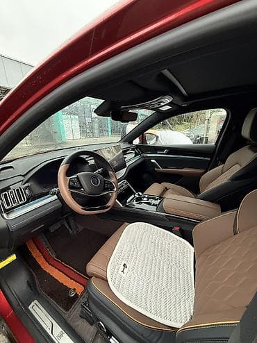 wuling mini ev: BYD Tang: 2022 г., Гибрид, Кроссовер — 6