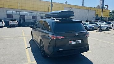 prius plus: Toyota Sienna: 2021 г., Гибрид, Минивэн — 3