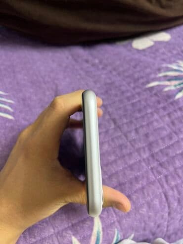 бюджетные игровые компьютеры: IPhone 11, Б/у, 64 ГБ, Белый, 70 % — 3