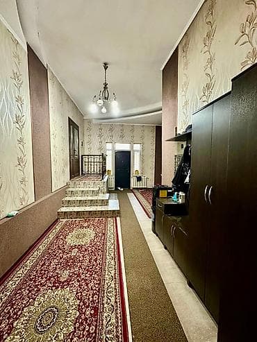 дом мкр учкун: ПРОДАЕТСЯ ДОМ🏡 В ж/м Учкун, по улице Шабдан Баатыра, на первой линии — 4