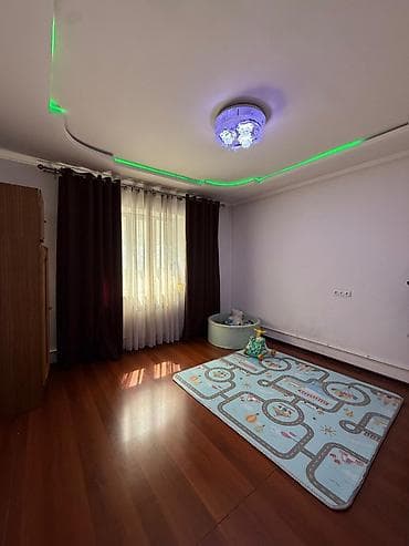 📍 ул. Абая 🔘9-комнатный 🔘Этажи 2 🔘337,5м² Продается дом по улице — 3
