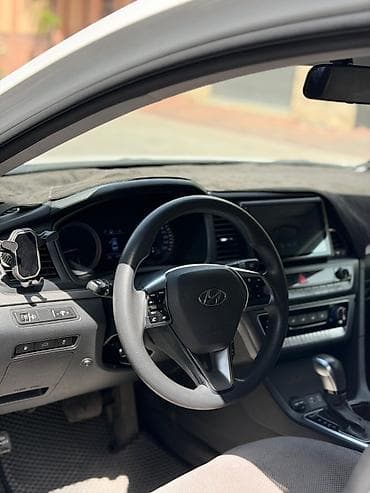 Hyundai Sonata: 2018 г., 2 л, Автомат, Газ, Седан — 5