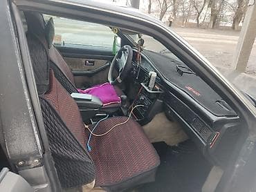 Audi 100: 1988 г., 2.3 л, Бензин, Седан — 2