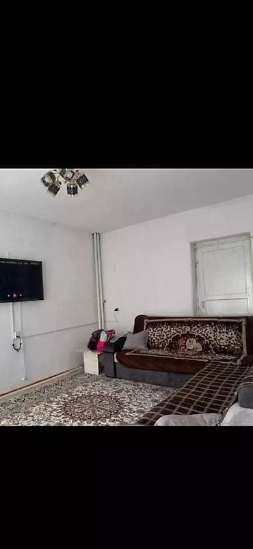 токмок кун чыгыш: 60 м², 3 бөлмө, Забор, тосулган — 2