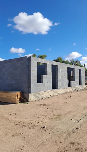 срочно связи переездом: Коттедж, 75 м², 4 комнаты, Собственник, ПСО (под самоотделку) — 1