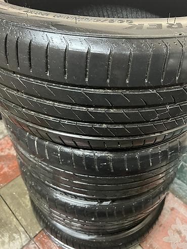 Летние шины 235/45 R18 98W, комплект из 4 шт. Характеристики: -